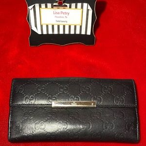 ♥️♥️SOLD♥️♥️ Black Guccissima Leather Embossed